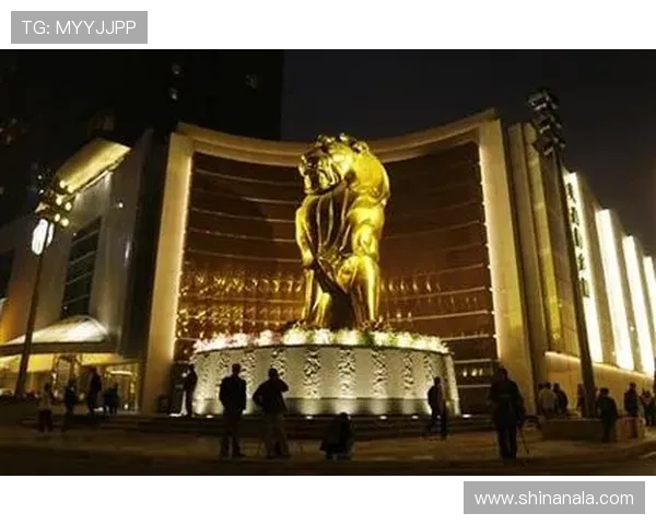 澳门的赌场除了博彩之外还提供哪些高端餐饮和购物体验